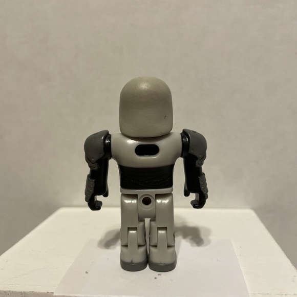 Jazwares Roblox Grey/Black Ninja Legends Dragon Master Action Figure - Picture 3 of 7